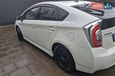 Хэтчбек Toyota Prius 2014 в Киеве