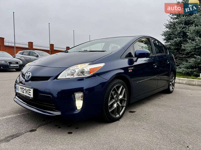 Хетчбек Toyota Prius 2013 в Києві