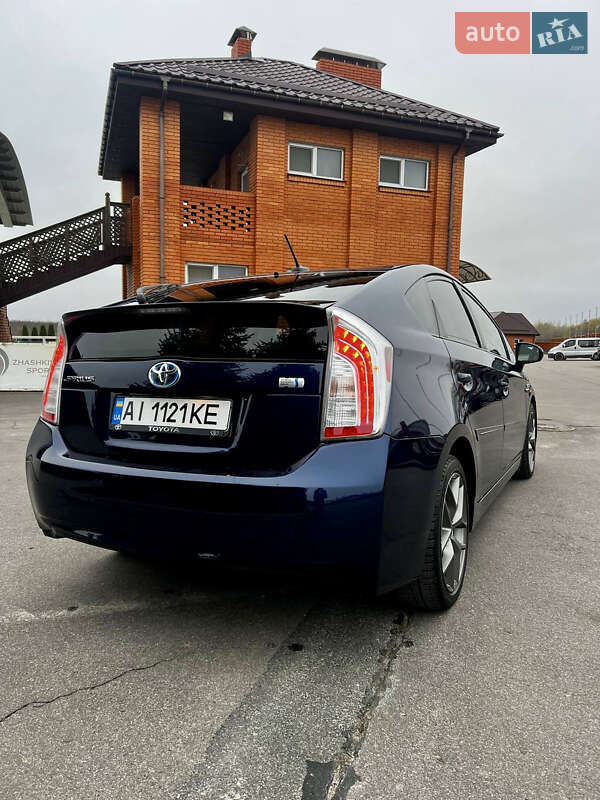 Хетчбек Toyota Prius 2013 в Києві