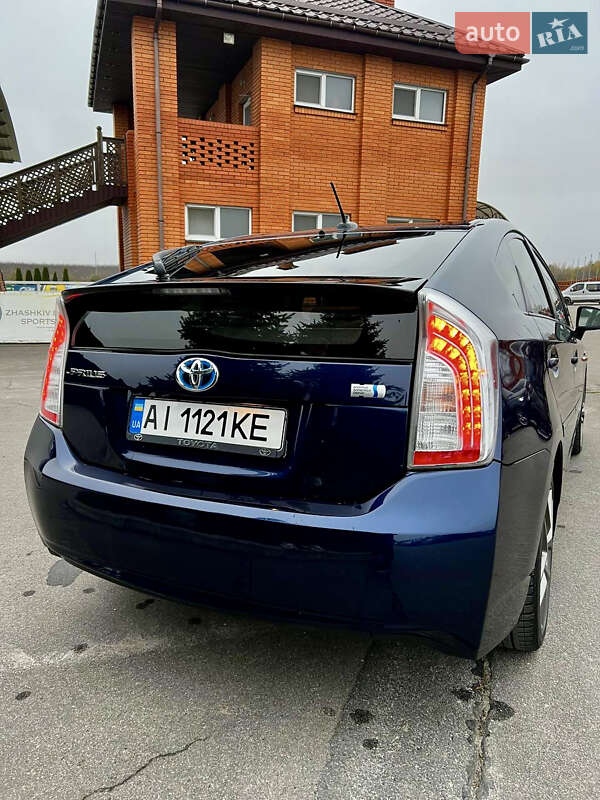 Хетчбек Toyota Prius 2013 в Києві