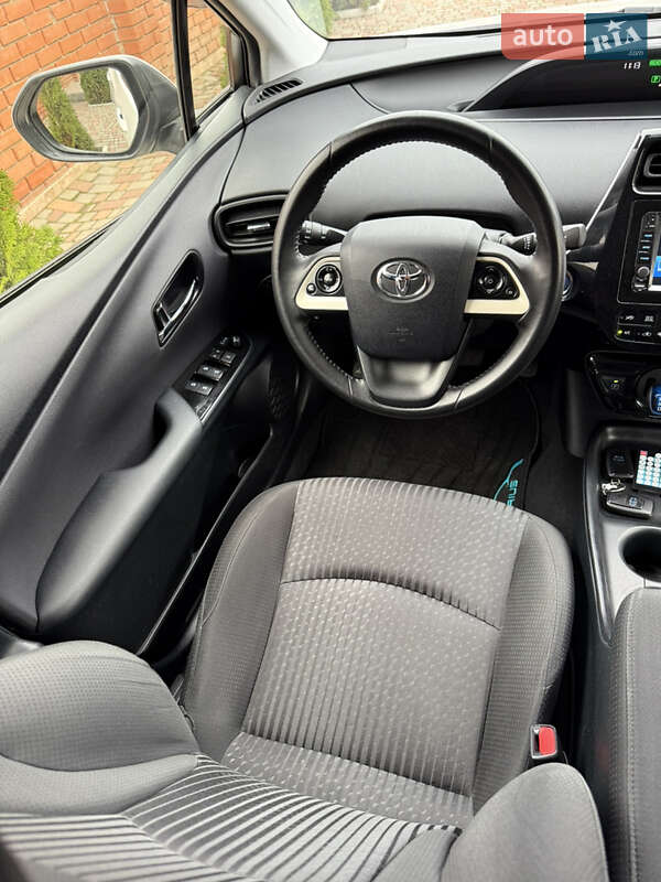 Хэтчбек Toyota Prius 2017 в Одессе фото 49 Хэтчбек Toyota Prius 2017 в Одессе