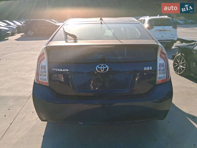 Хэтчбек Toyota Prius 2012 в Львове фото 3 Хэтчбек Toyota Prius 2012 в Львове