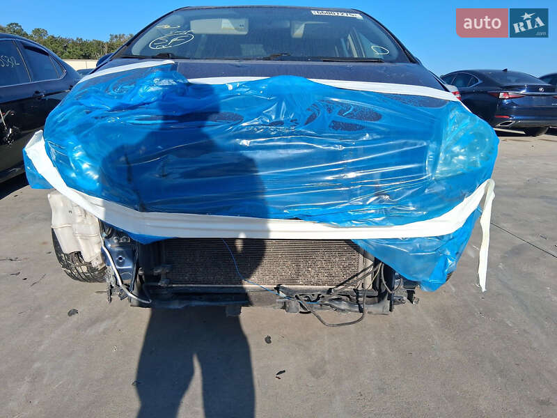 Хэтчбек Toyota Prius 2012 в Львове фото 16 Хэтчбек Toyota Prius 2012 в Львове