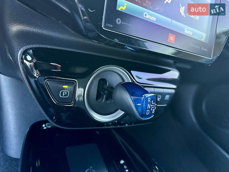Хетчбек Toyota Prius 2022 в Одесі
