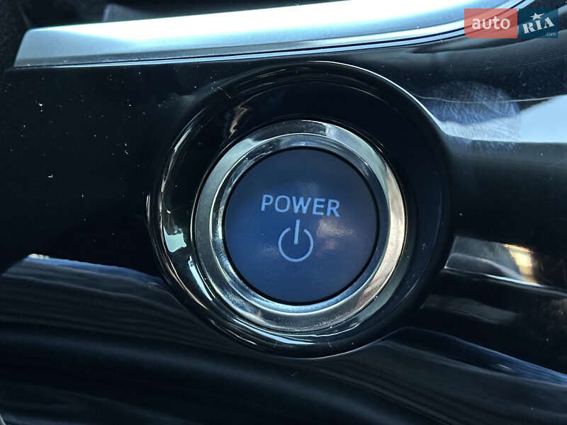 Хетчбек Toyota Prius 2022 в Одесі