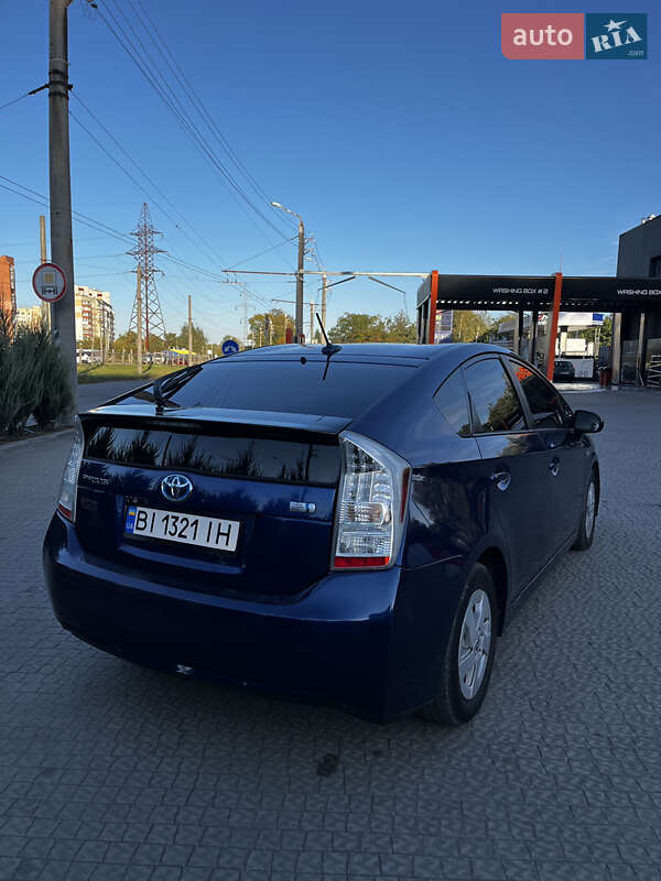 Хэтчбек Toyota Prius 2011 в Полтаве фото 9 Хэтчбек Toyota Prius 2011 в Полтаве