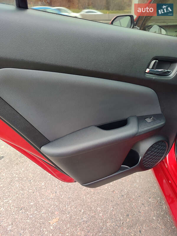 Хэтчбек Toyota Prius 2021 в Киеве фото 17 Хэтчбек Toyota Prius 2021 в Киеве