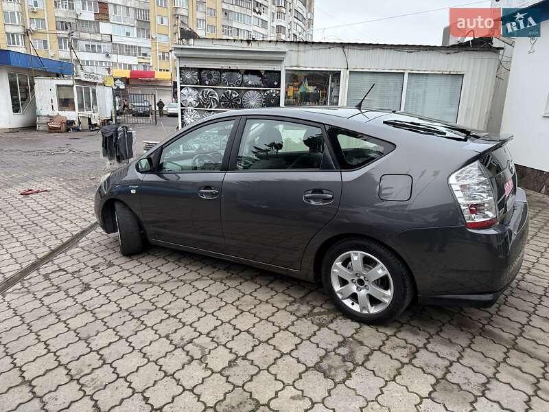 Хэтчбек Toyota Prius 2007 в Луцке