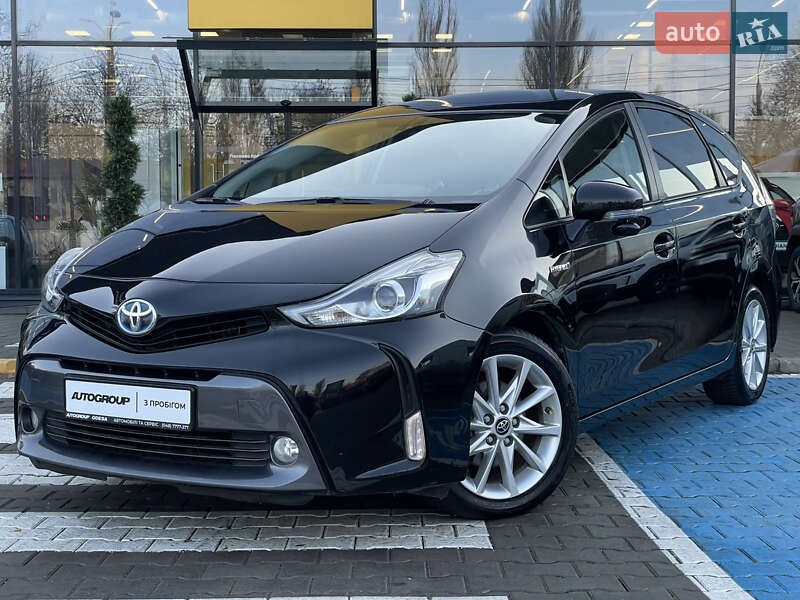 Хэтчбек Toyota Prius 2015 в Одессе