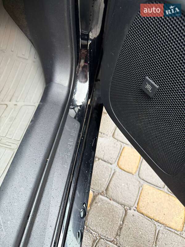 Хэтчбек Toyota Prius 2014 в Львове