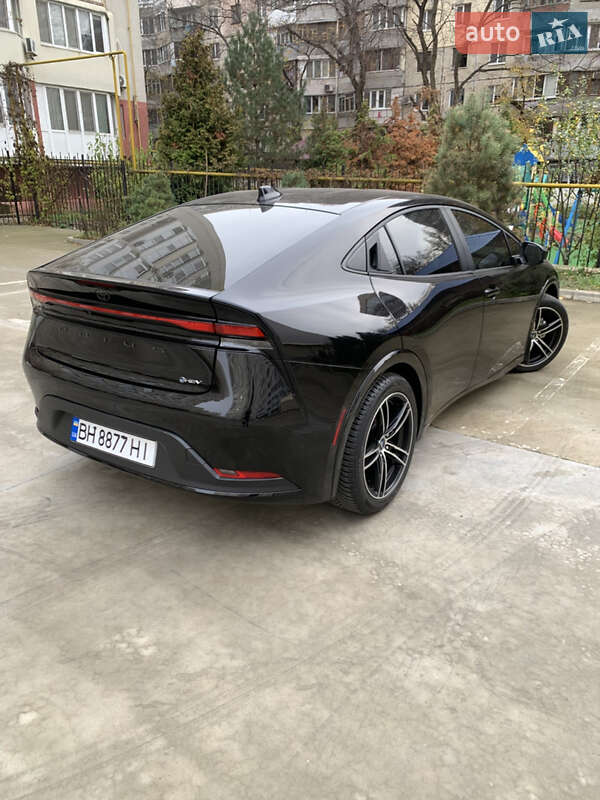 Хетчбек Toyota Prius 2024 в Одесі