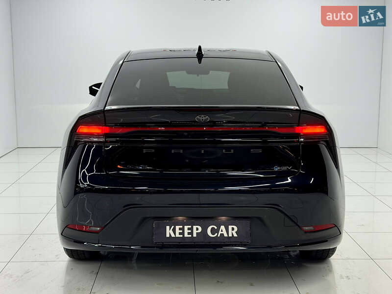Хэтчбек Toyota Prius 2023 в Одессе