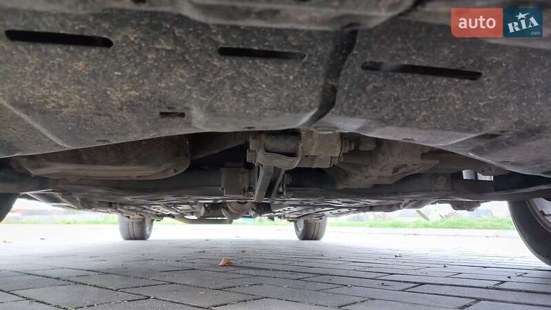 Хэтчбек Toyota Prius 2005 в Луцке фото 35 Хэтчбек Toyota Prius 2005 в Луцке