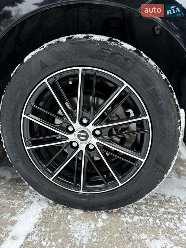 Хетчбек Toyota Prius 2014 в Одесі