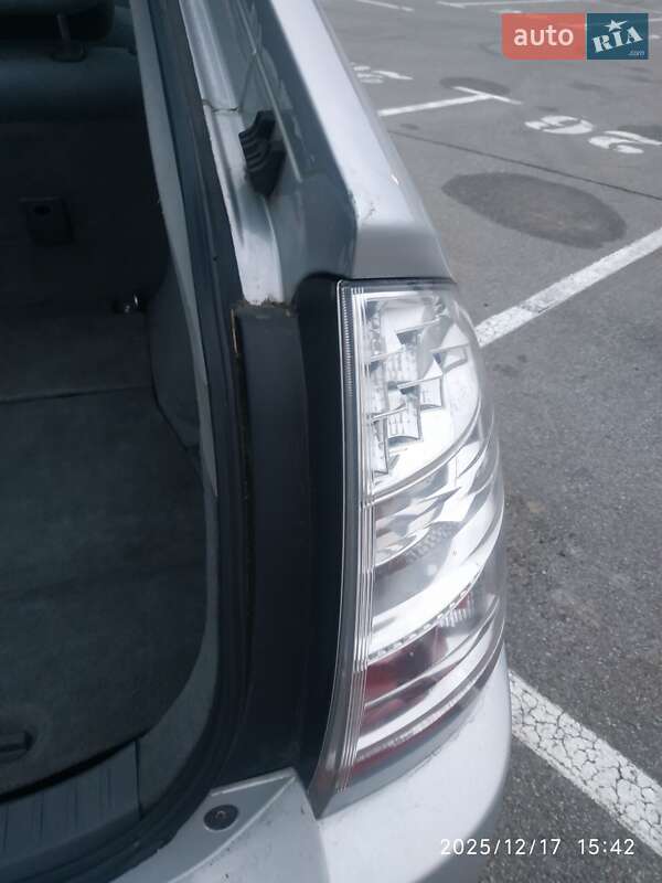 Хэтчбек Toyota Prius 2007 в Киеве фото 73 Хэтчбек Toyota Prius 2007 в Киеве
