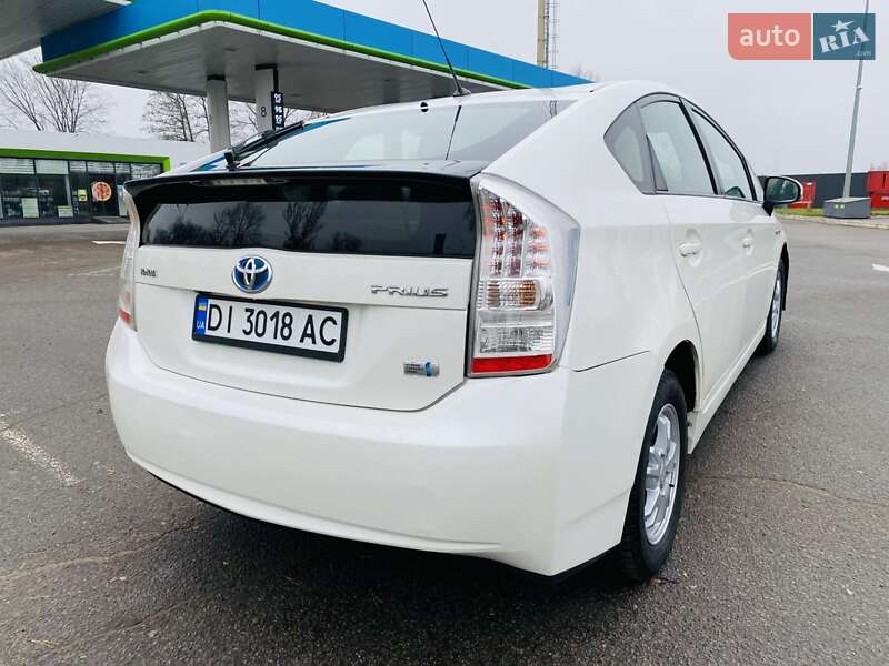 Хэтчбек Toyota Prius 2010 в Харькове