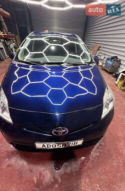 Хетчбек Toyota Prius 2014 в Харкові