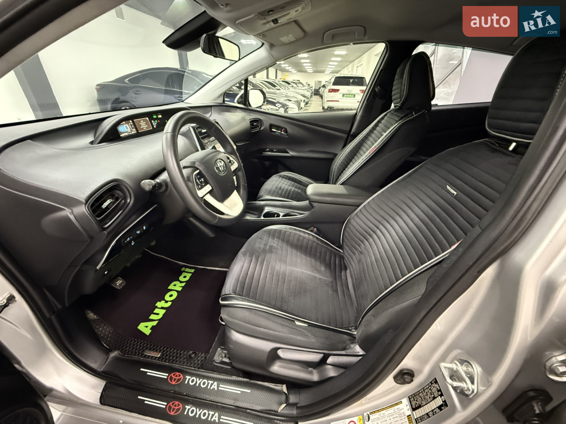 2017 Toyota Prius - мініатюра 8