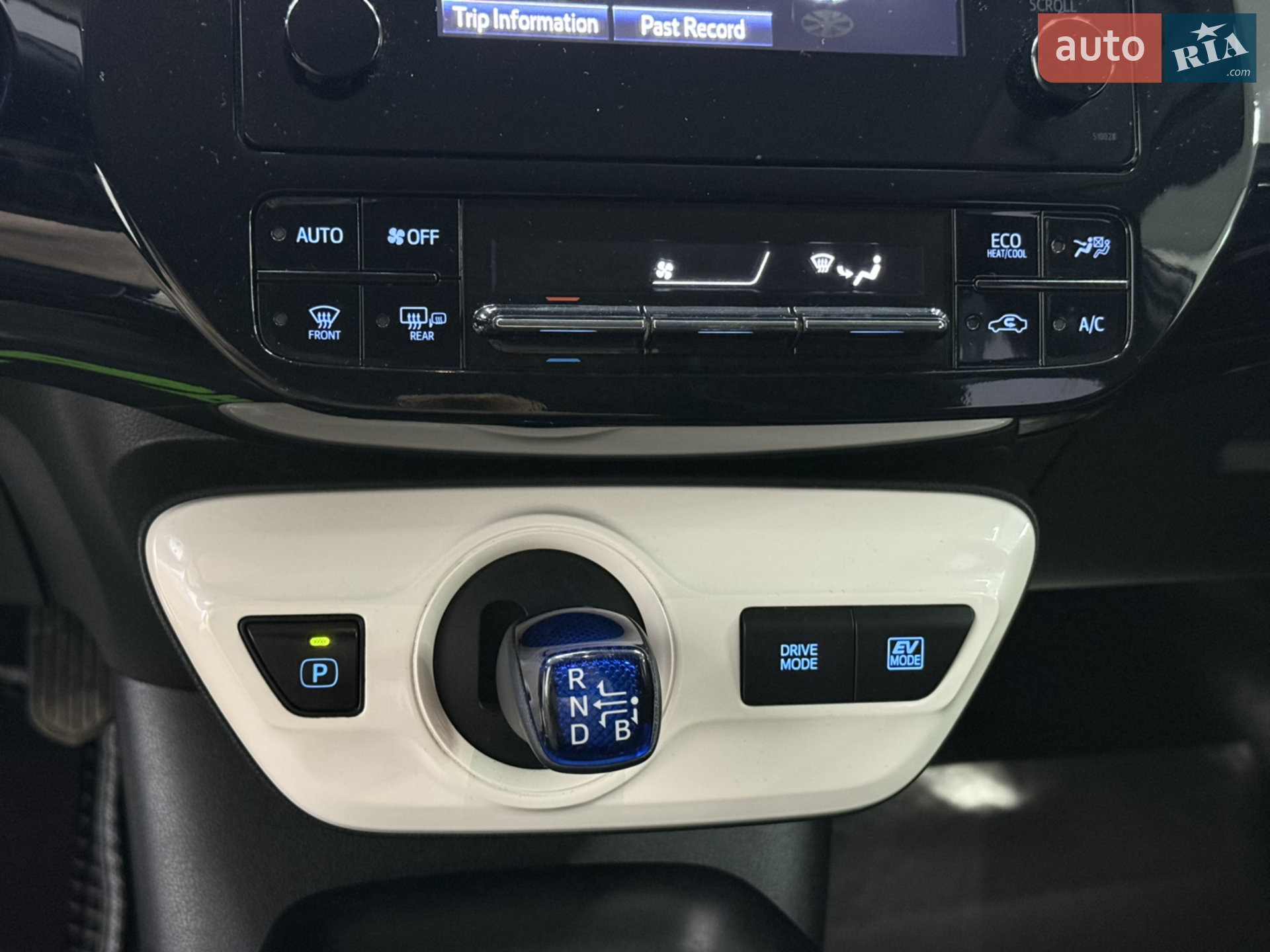 2017 Toyota Prius - мініатюра 14