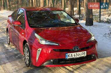 Хэтчбек Toyota Prius 2021 в Киеве