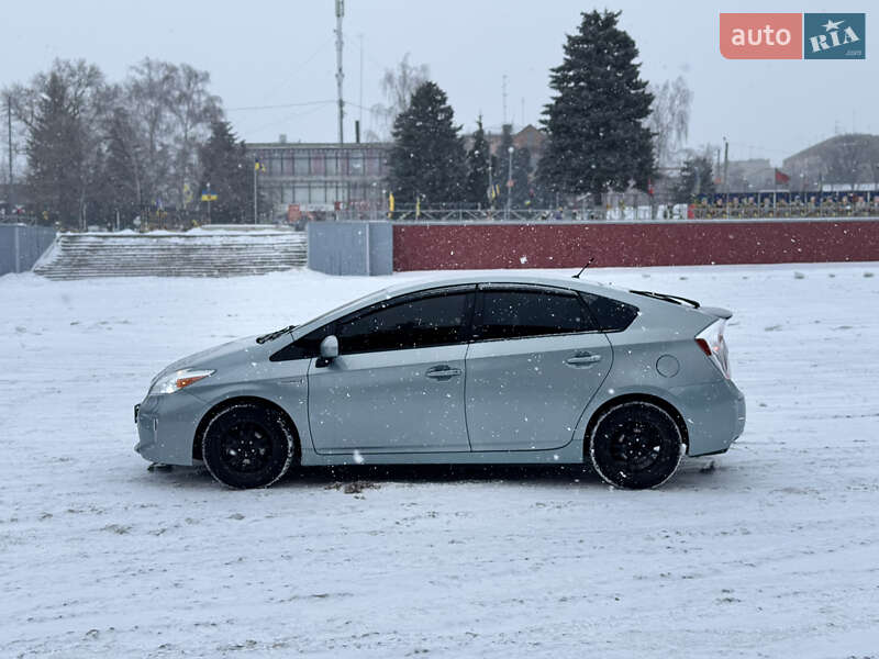 Хэтчбек Toyota Prius 2013 в Валках фото 3 Хэтчбек Toyota Prius 2013 в Валках