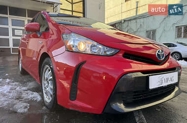 Хетчбек Toyota Prius 2016 в Києві