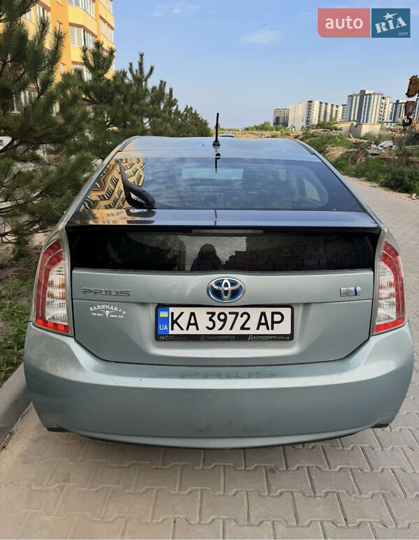 Toyota Prius 2012