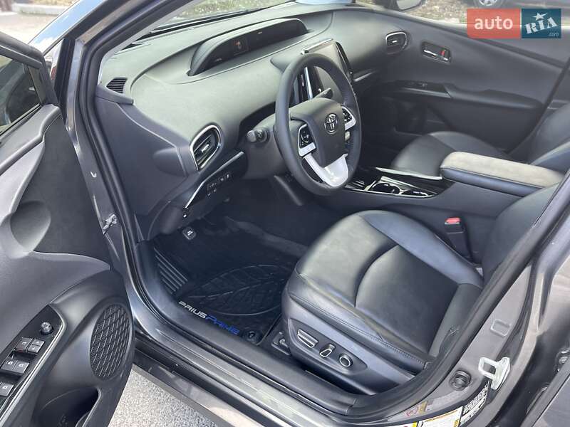 Хэтчбек Toyota Prius 2017 в Киеве фото 41 Хэтчбек Toyota Prius 2017 в Киеве