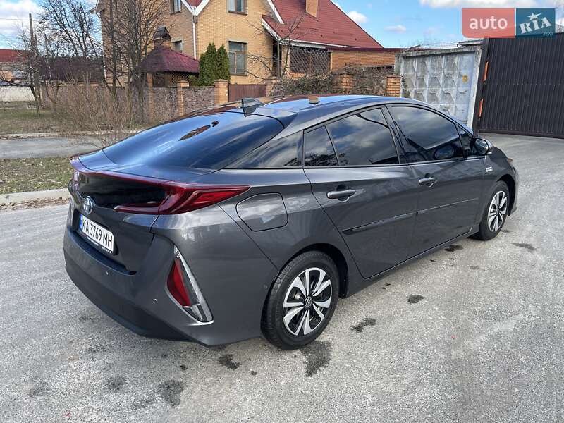 Хэтчбек Toyota Prius 2017 в Киеве фото 55 Хэтчбек Toyota Prius 2017 в Киеве