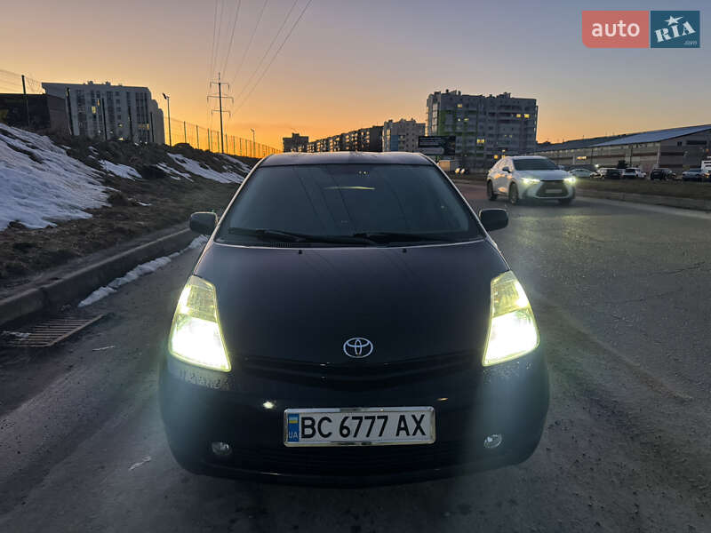 Хэтчбек Toyota Prius 2005 в Львове фото 7 Хэтчбек Toyota Prius 2005 в Львове