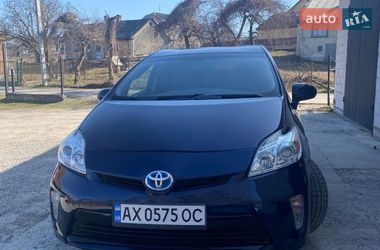 Хетчбек Toyota Prius 2014 в Львові