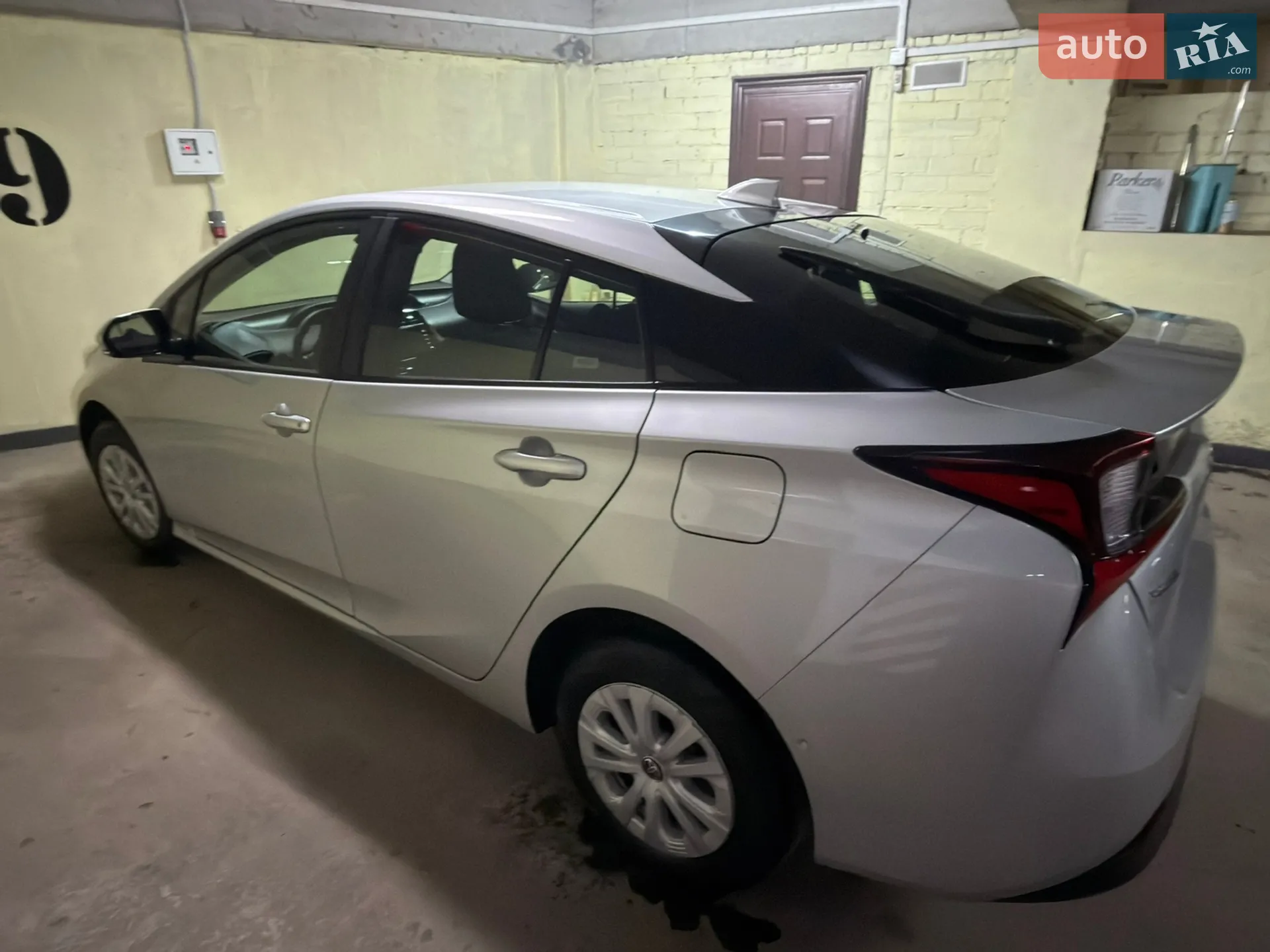 2020 Toyota Prius - мініатюра 4