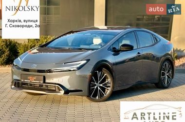 Хэтчбек Toyota Prius 2024 в Харькове