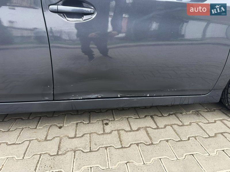 Хэтчбек Toyota Prius 2012 в Одессе фото 6 Хэтчбек Toyota Prius 2012 в Одессе