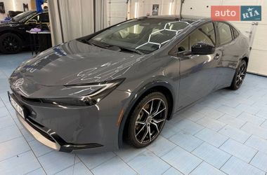 Хэтчбек Toyota Prius 2023 в Киеве