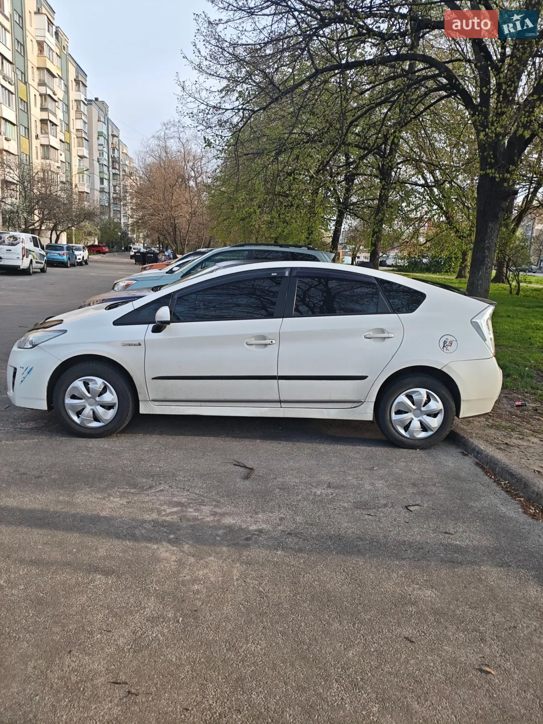 2010 Toyota Prius - мініатюра 2
