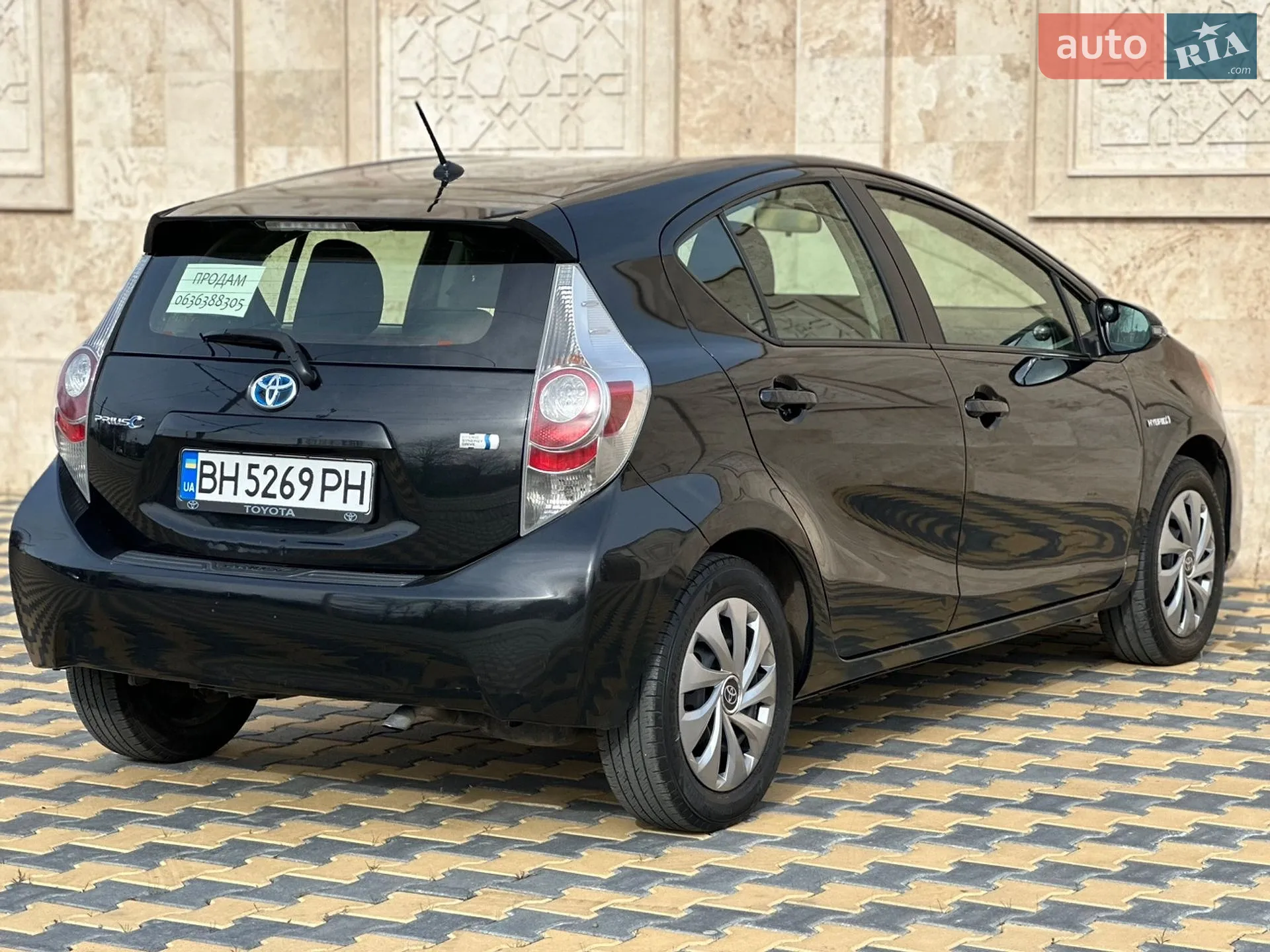 2014 Toyota Prius - мініатюра 23