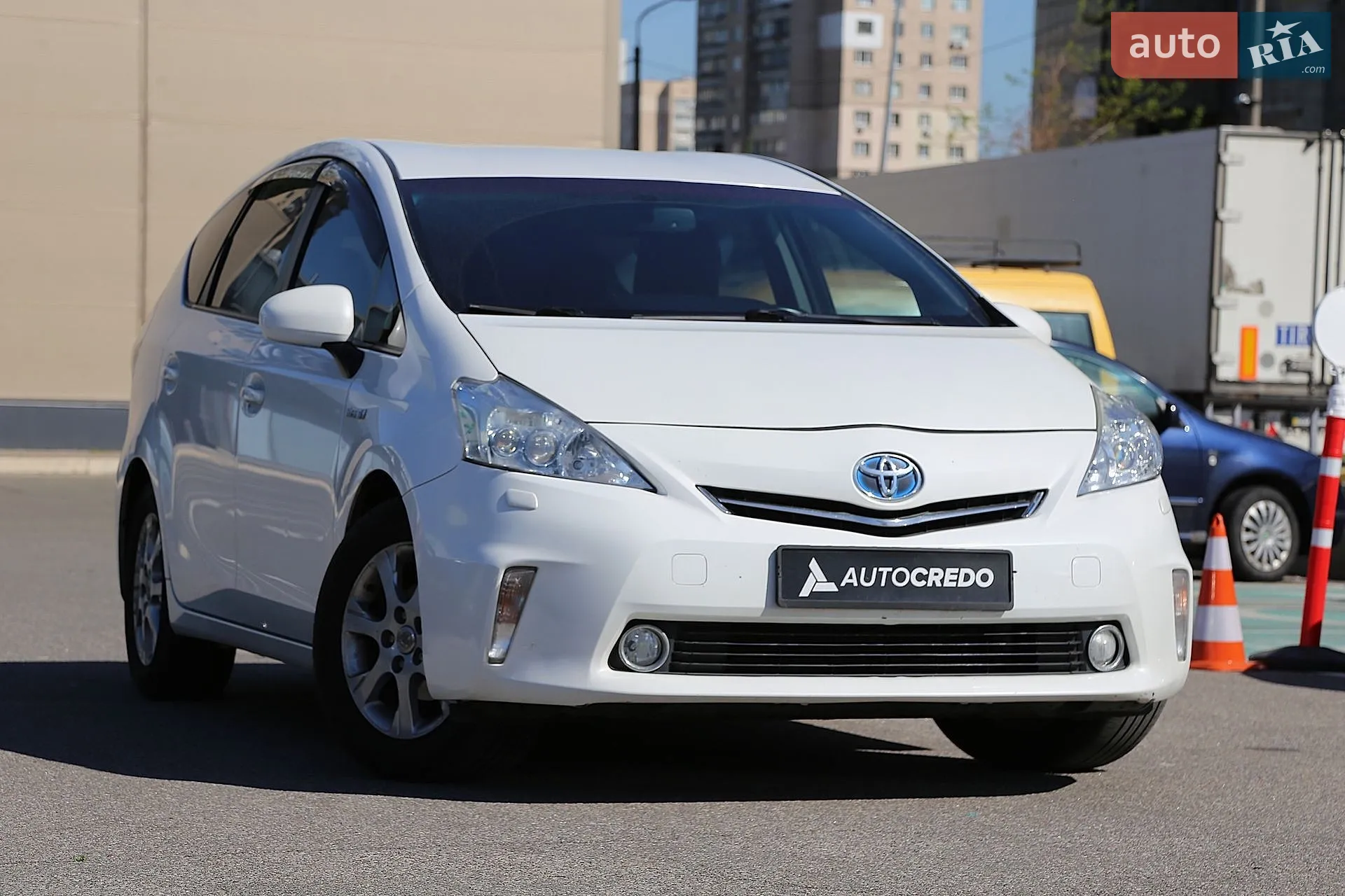 2012 Toyota Prius - фото 1