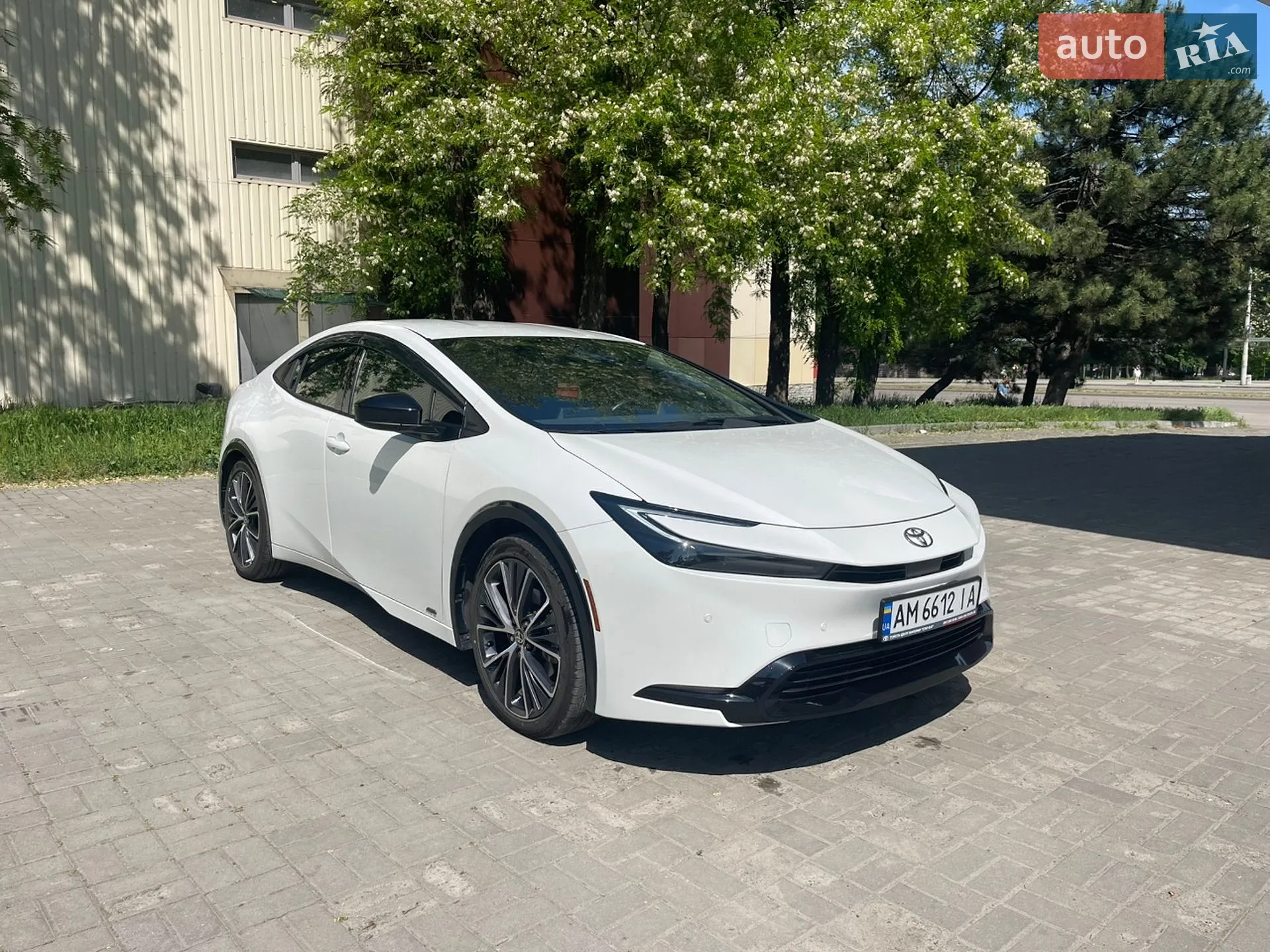 2024 Toyota Prius - фото 1