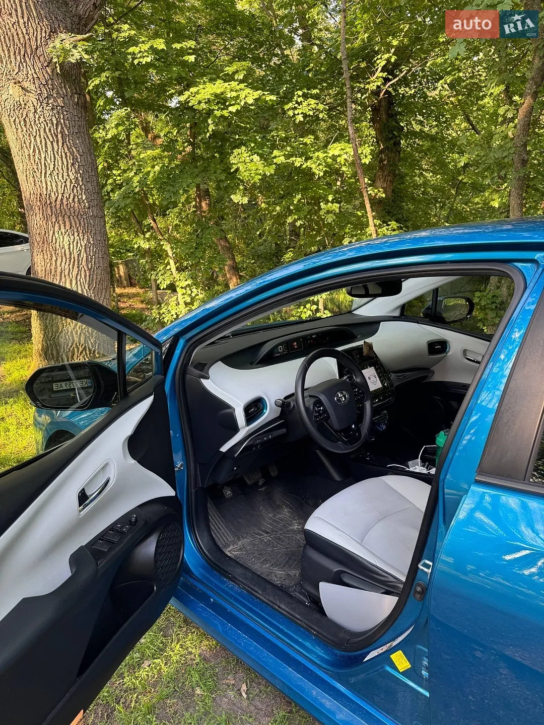 2019 Toyota Prius - мініатюра 2