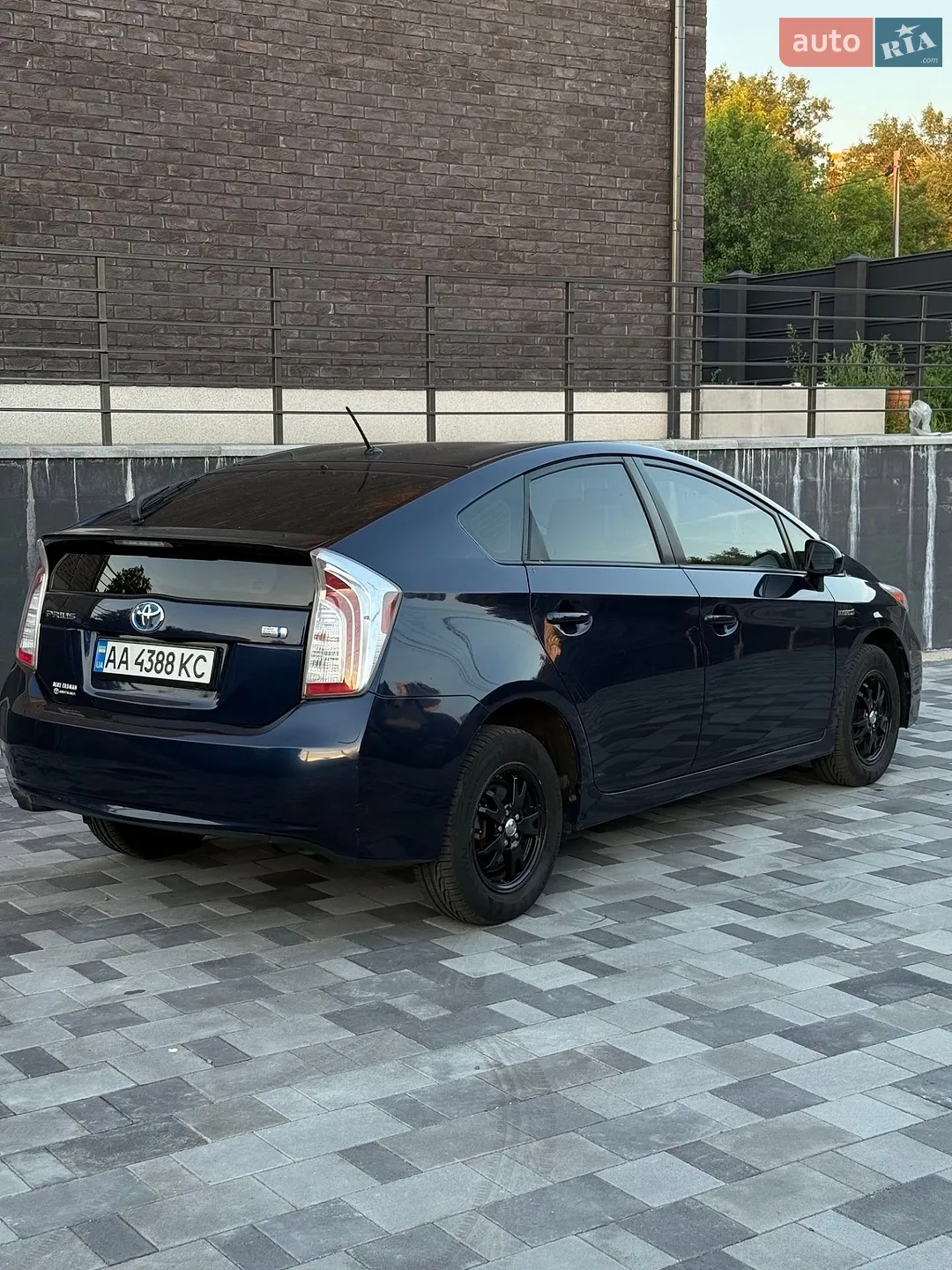 2015 Toyota Prius - мініатюра 4