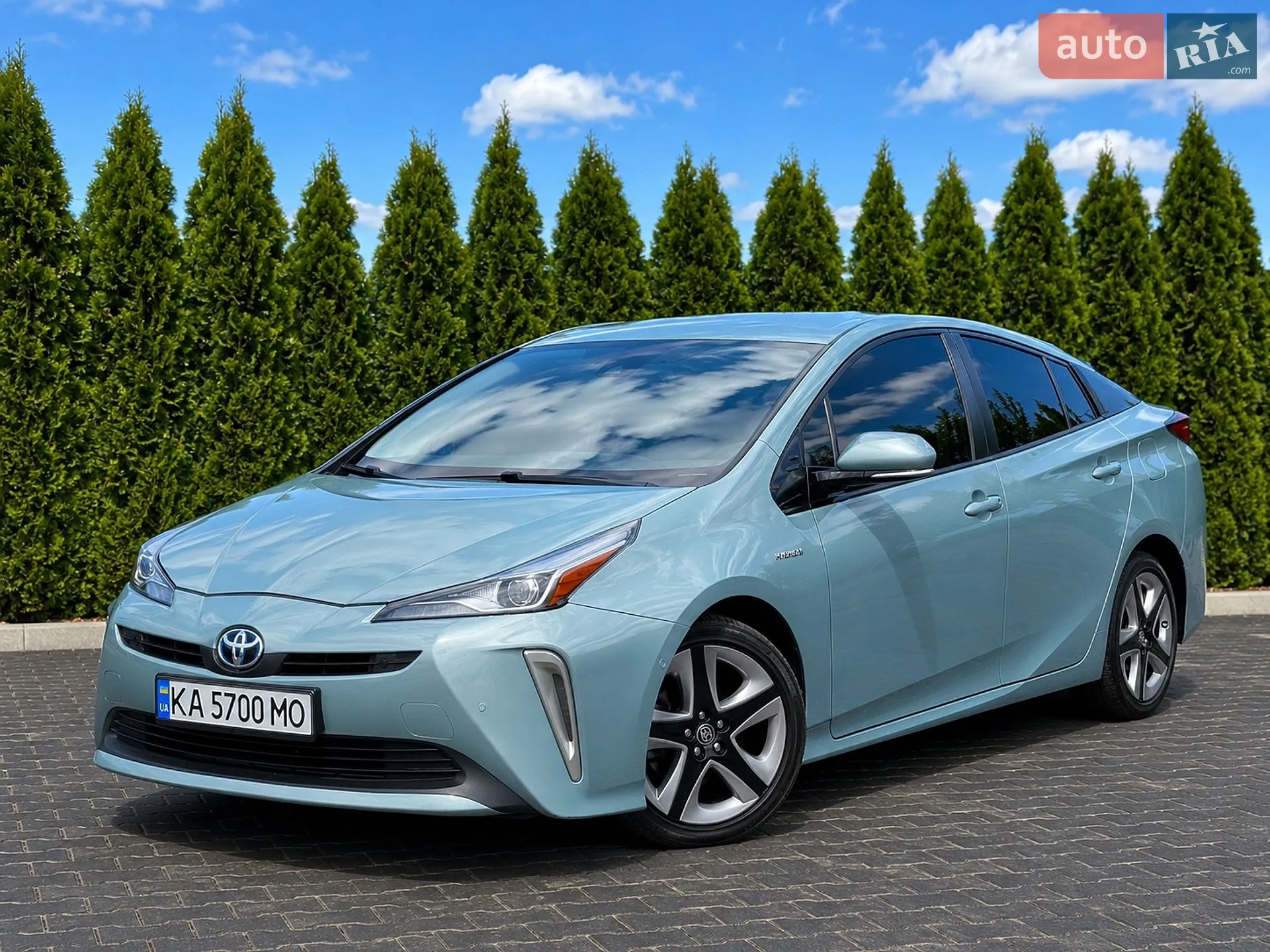 2019 Toyota Prius - фото 1