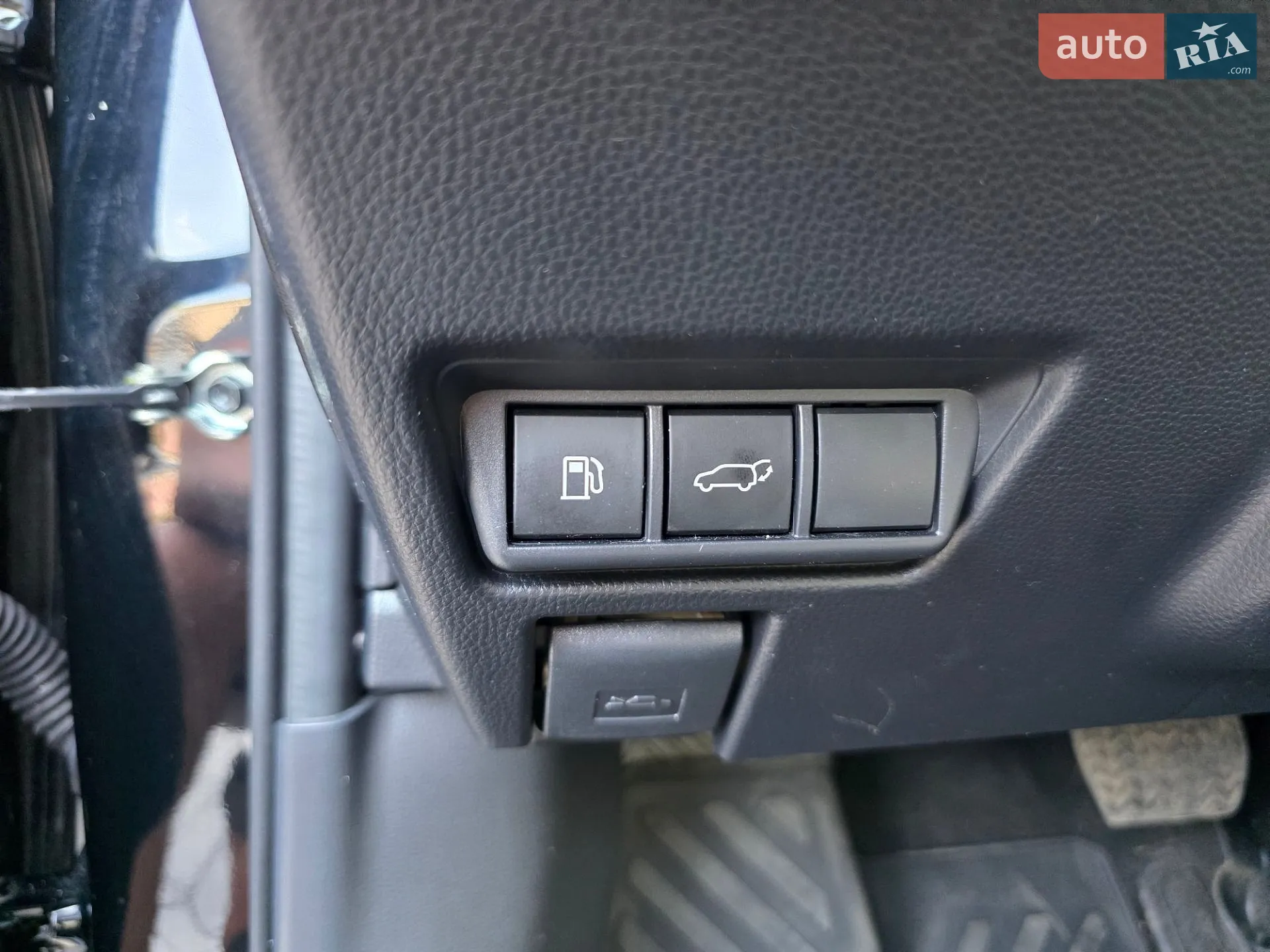 2023 Toyota Prius - мініатюра 40