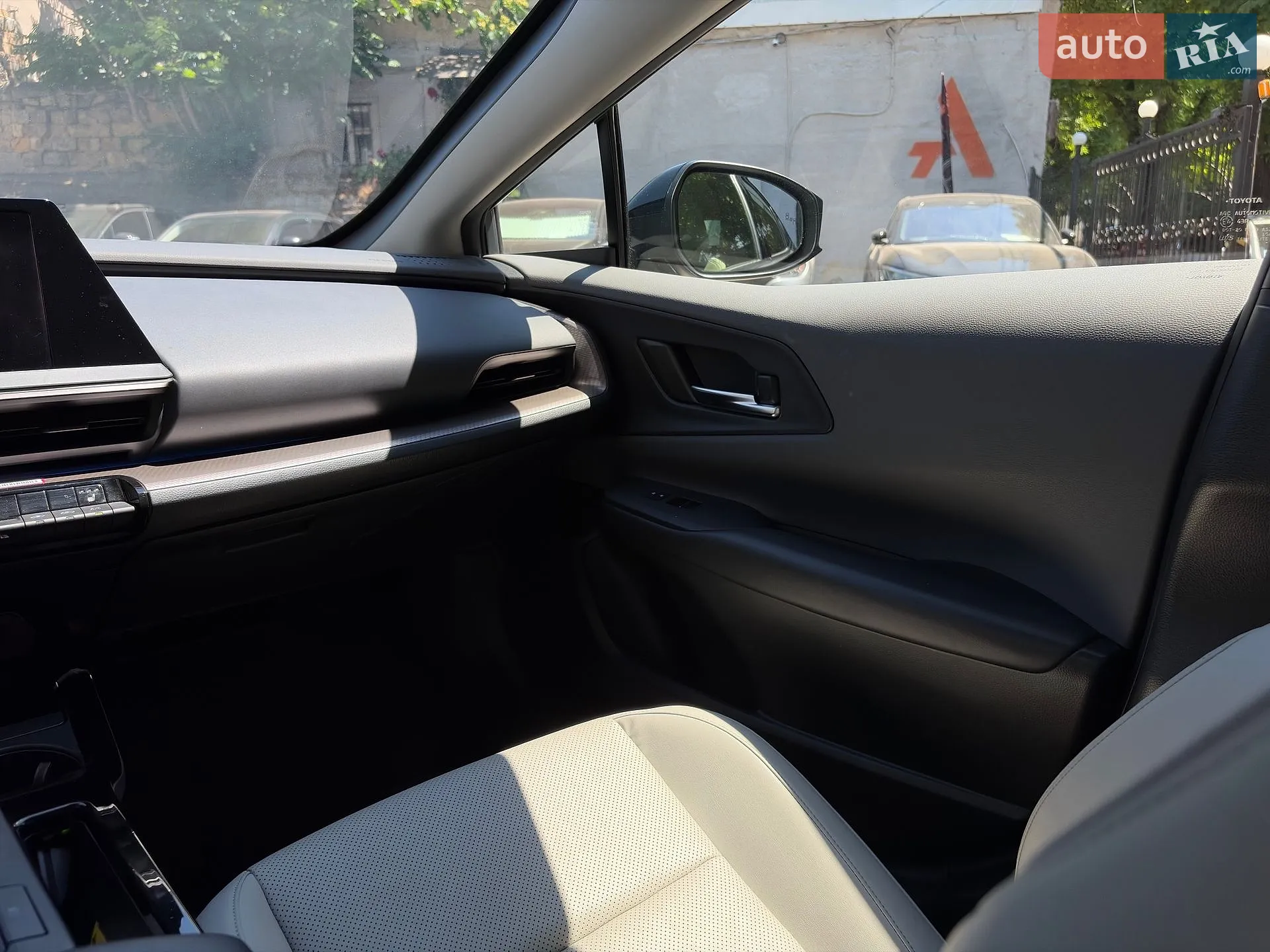 2023 Toyota Prius - мініатюра 25