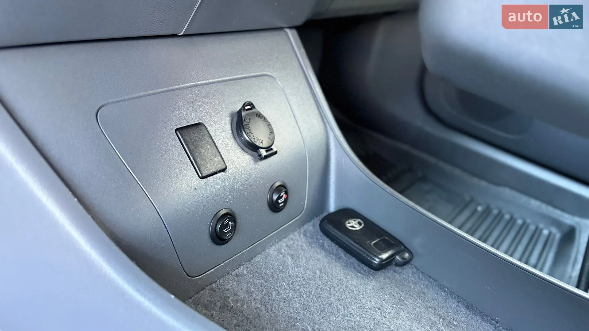 2010 Toyota Prius - мініатюра 26