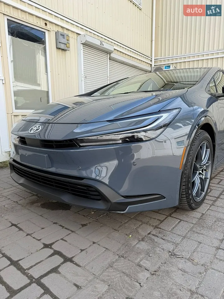 2024 Toyota Prius - фото 1