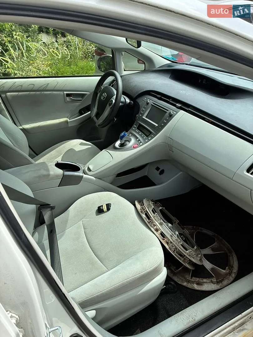 2013 Toyota Prius - мініатюра 5