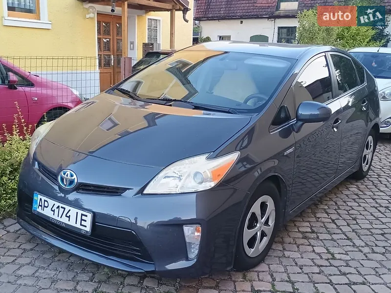 Toyota Prius 2015