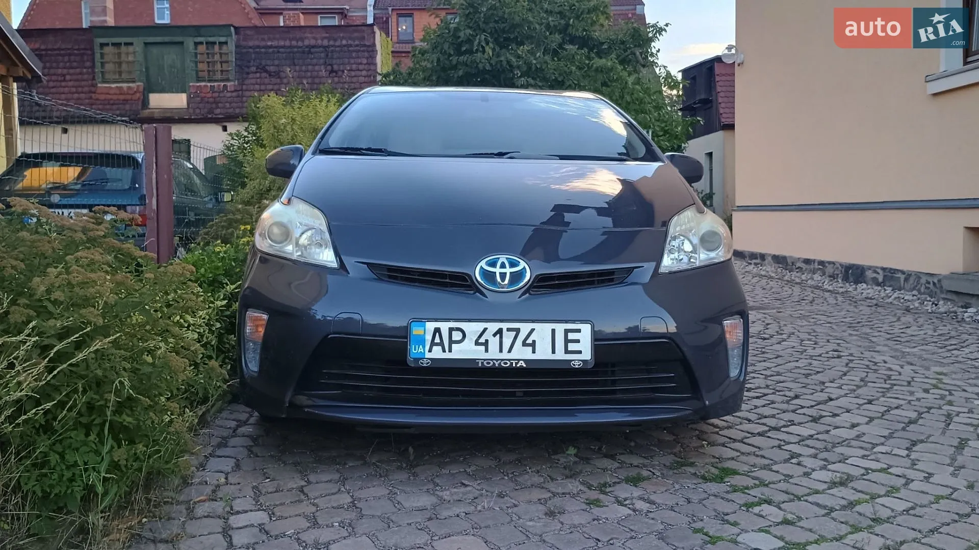 2015 Toyota Prius - мініатюра 2