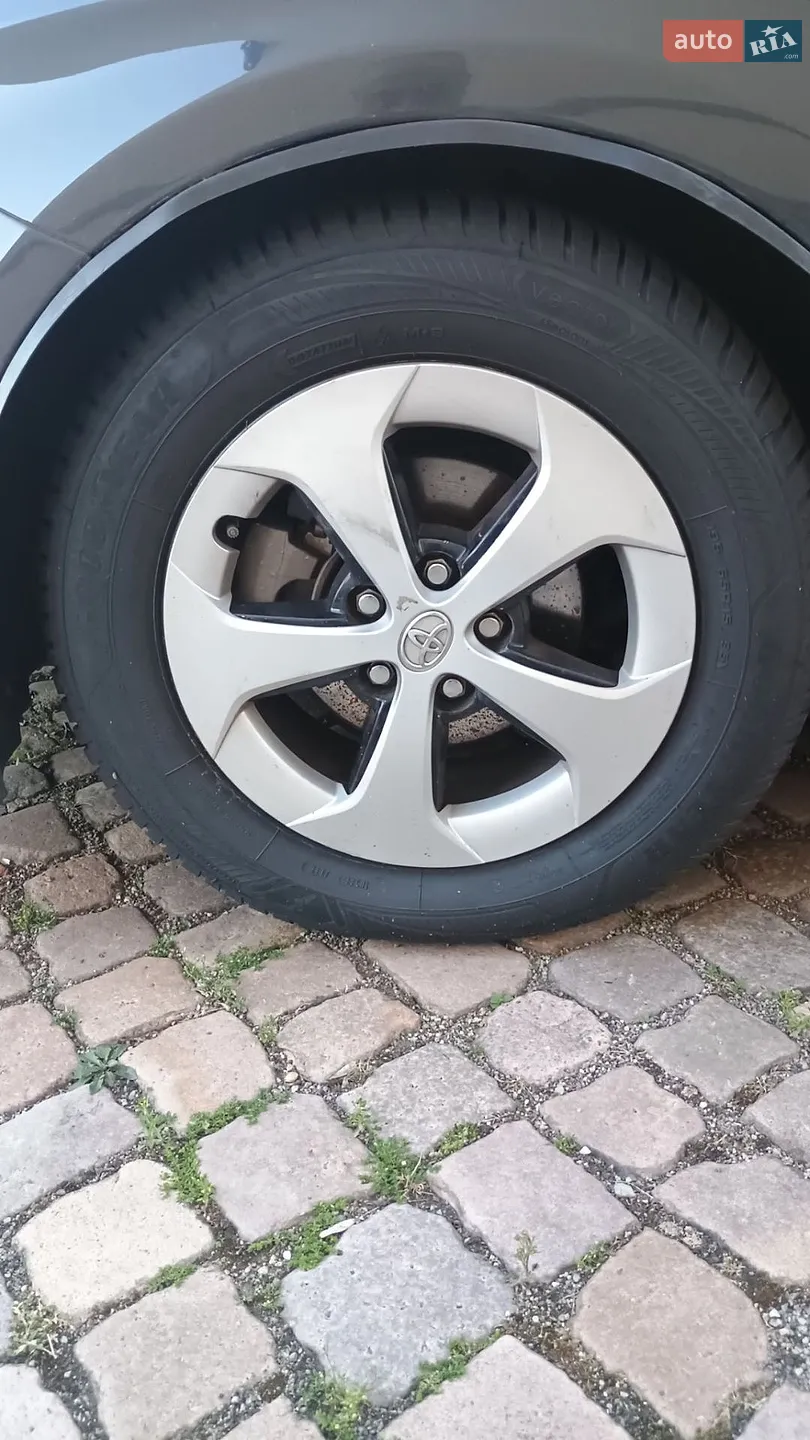 2015 Toyota Prius - мініатюра 4